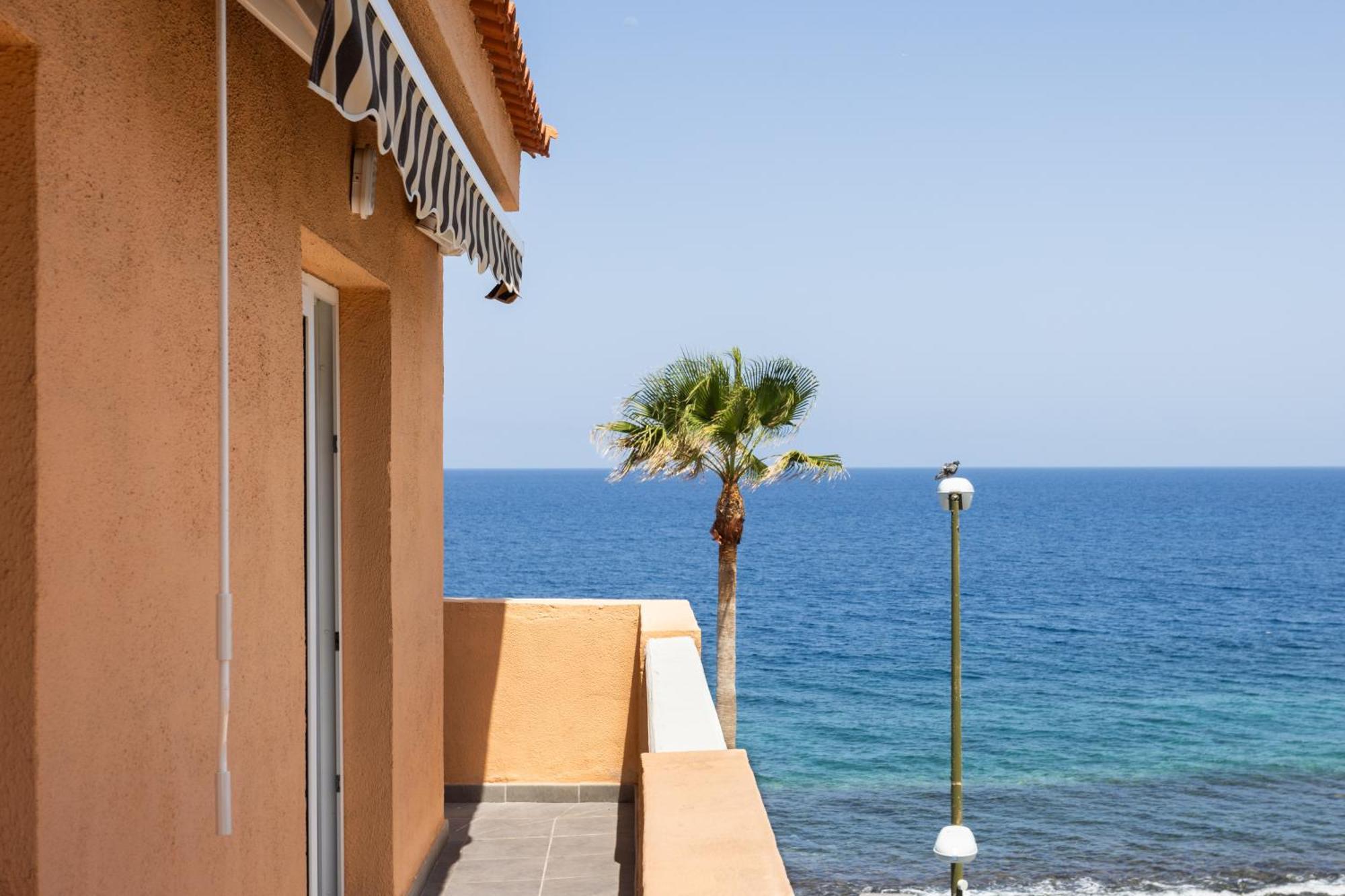 Home2Book Stunning Sea Front Caletillas, Pool Candelaria Eksteriør bilde